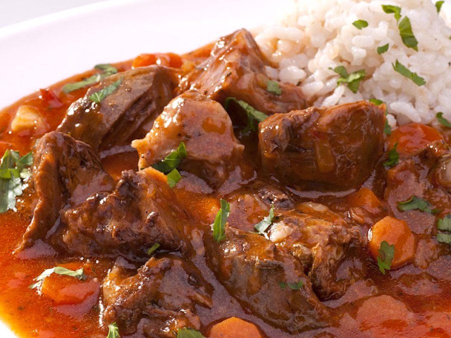 ARROZ CON CARNE EN SALSA